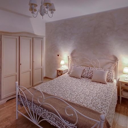 Le Bicocche Di Joyce - Luxury And Parking Nearby Apartamento Trieste Exterior foto