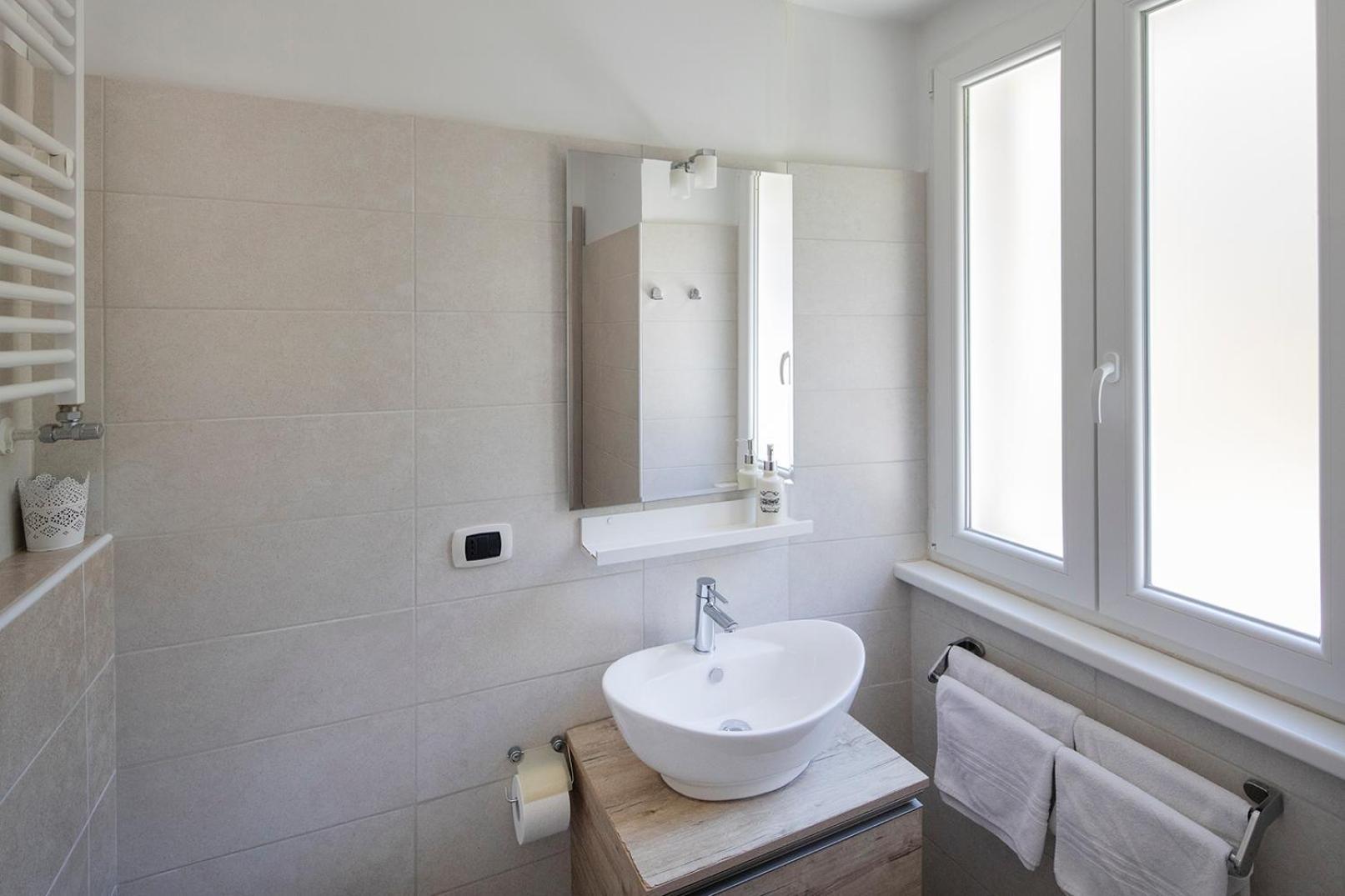Le Bicocche Di Joyce - Luxury And Parking Nearby Apartamento Trieste Exterior foto