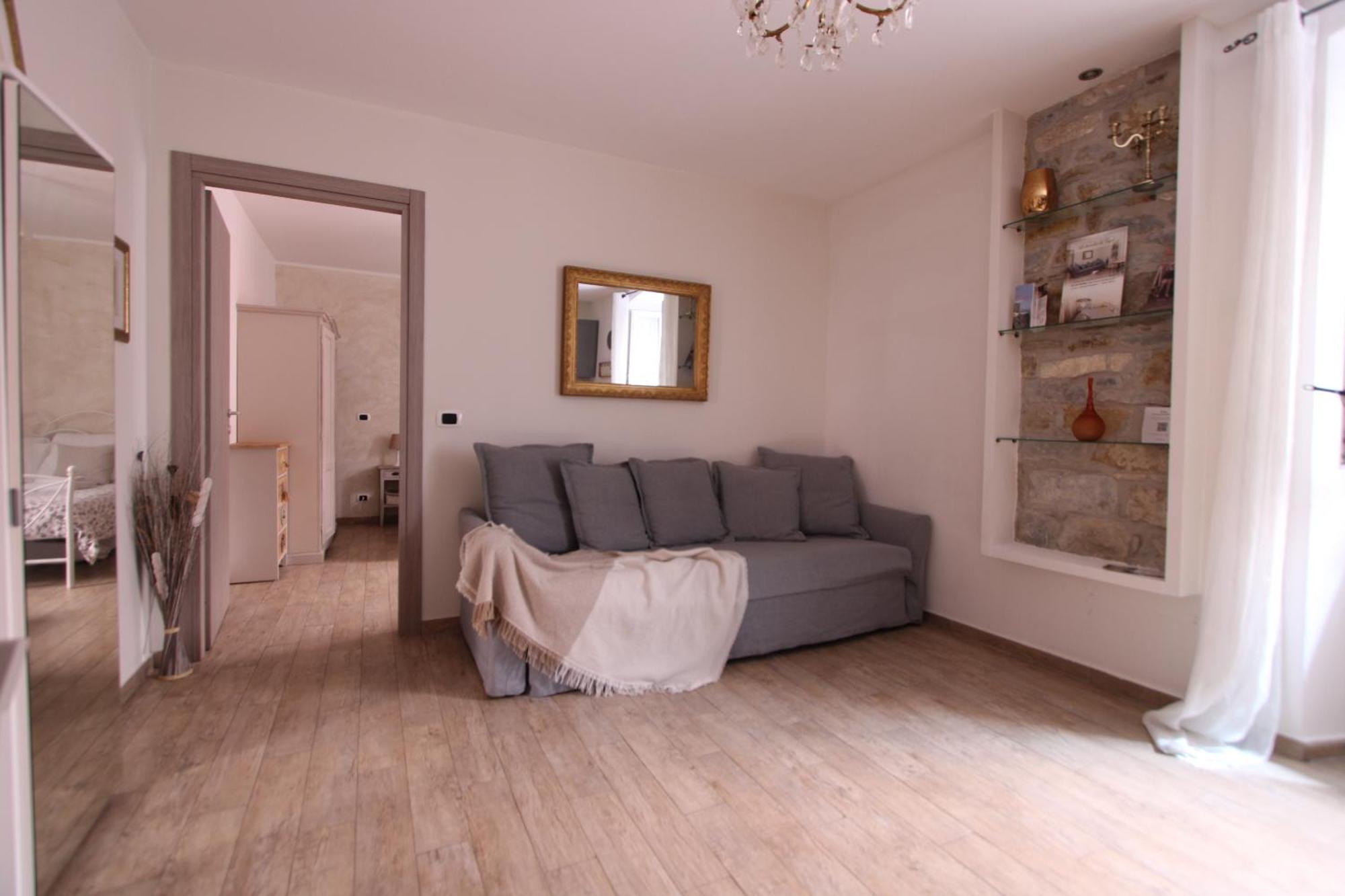 Le Bicocche Di Joyce - Luxury And Parking Nearby Apartamento Trieste Exterior foto