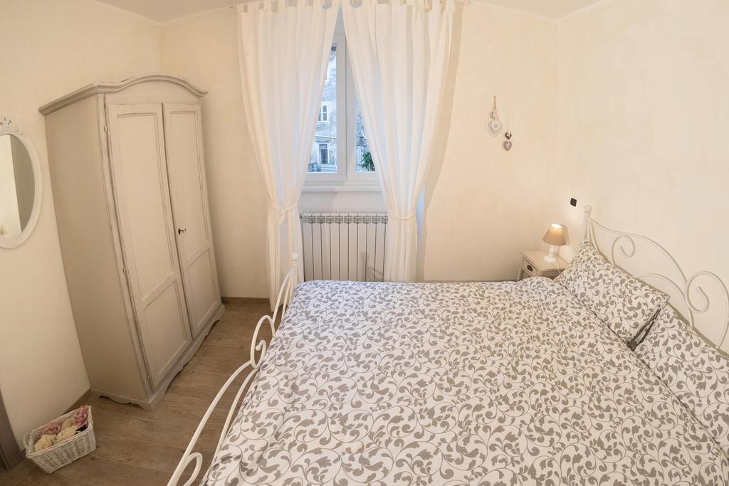 Le Bicocche Di Joyce - Luxury And Parking Nearby Apartamento Trieste Exterior foto